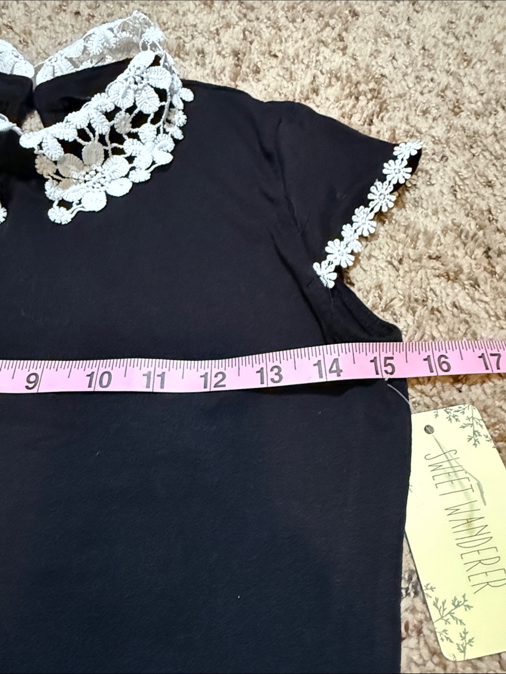 Sweet Wanderer Black Short Sleeve Tee with White Crochet Collar - Picture 6 of 8